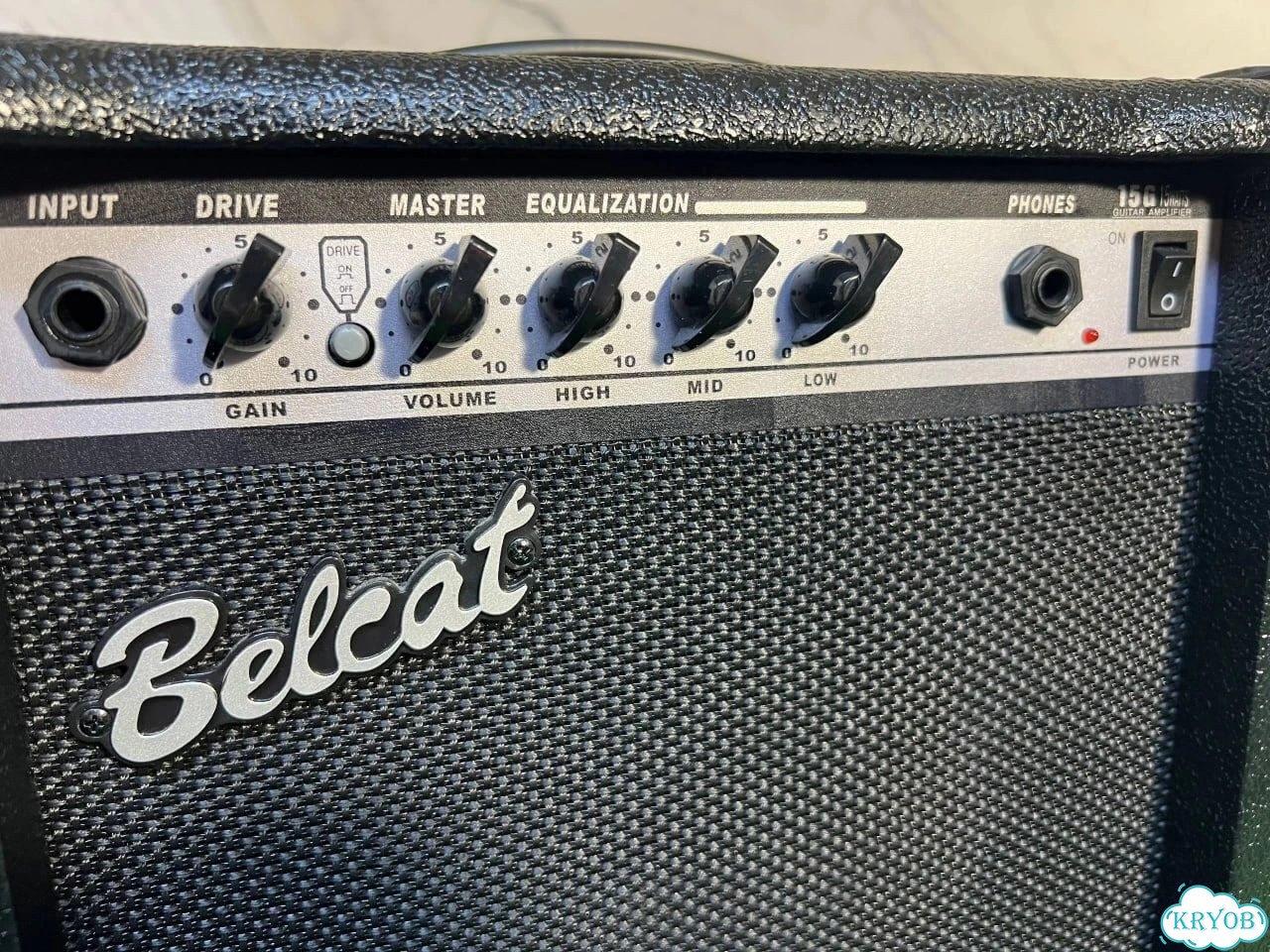 Гитарный комбоусилитель Belcat 15G фото 4