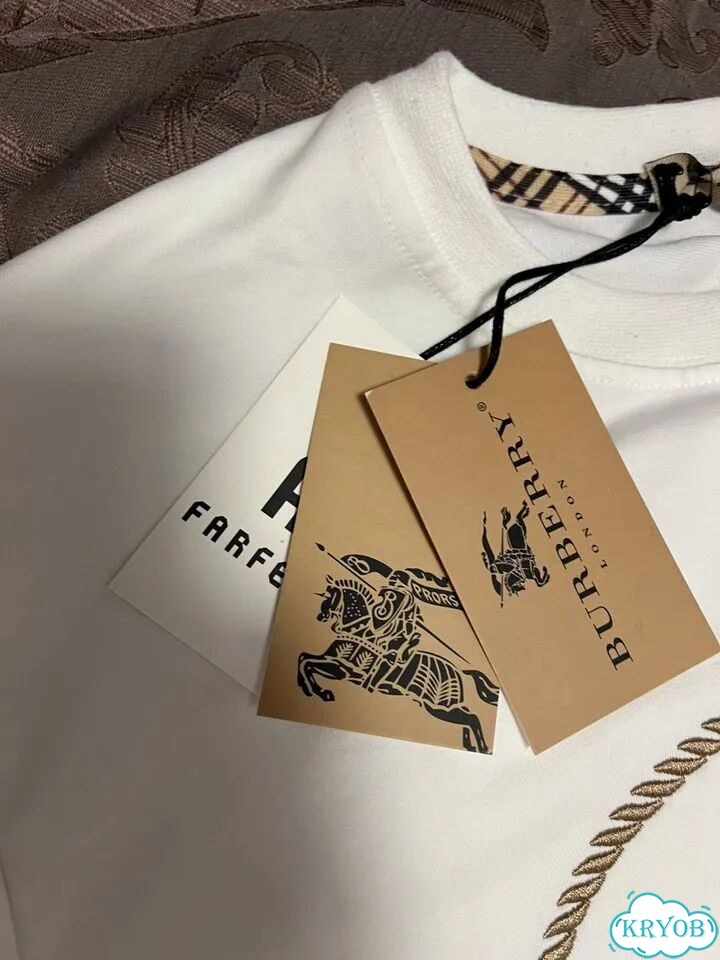 Свитшот Burberry с вышивкой фото 5