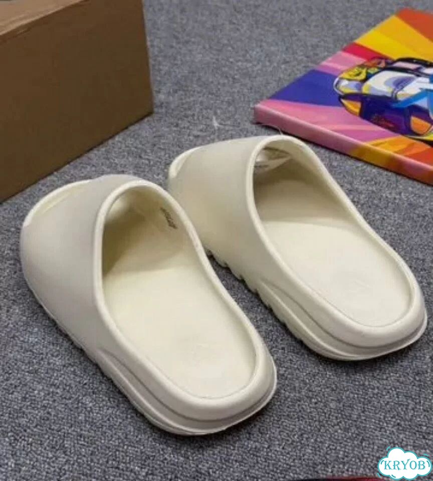 Adidas yeezy slide фото 2
