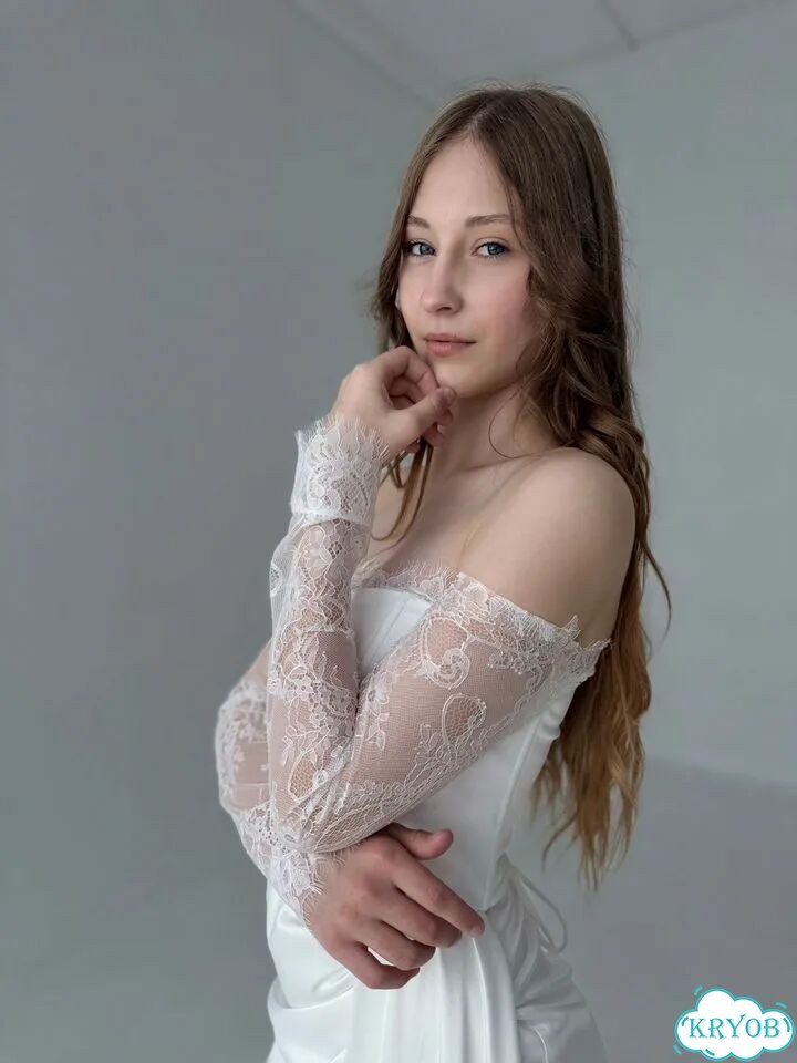 Свадебное платье с кружевами фото 3