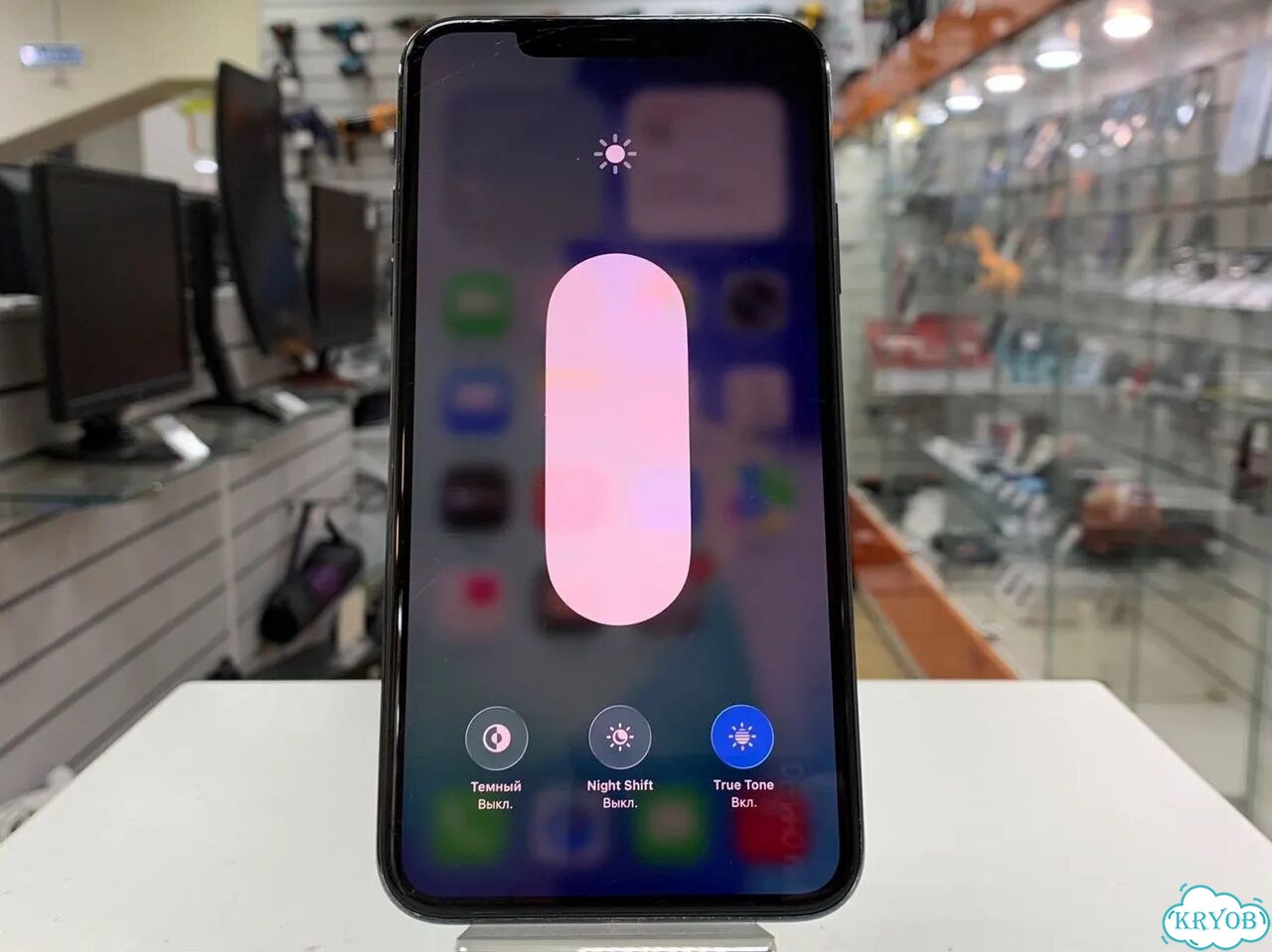 iPhone 11 Pro Max, 64 ГБ, SIM + eSIM фото 1