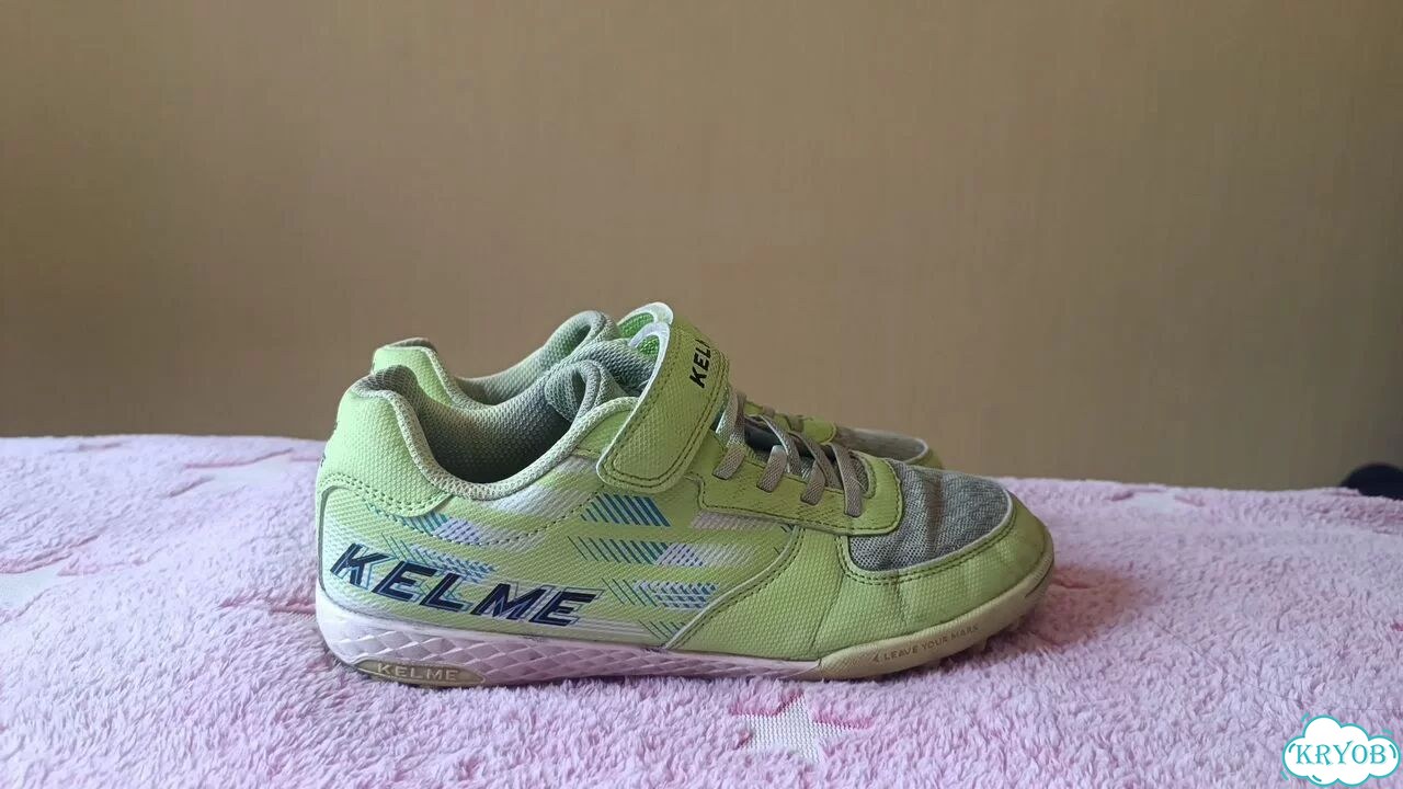 Сороконожки kelme 36 на липучках фото 1