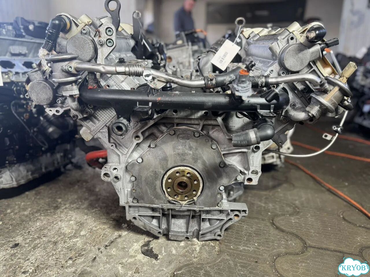 Двигатель BBJ 3.0л V6 на Audi A4 фото 1