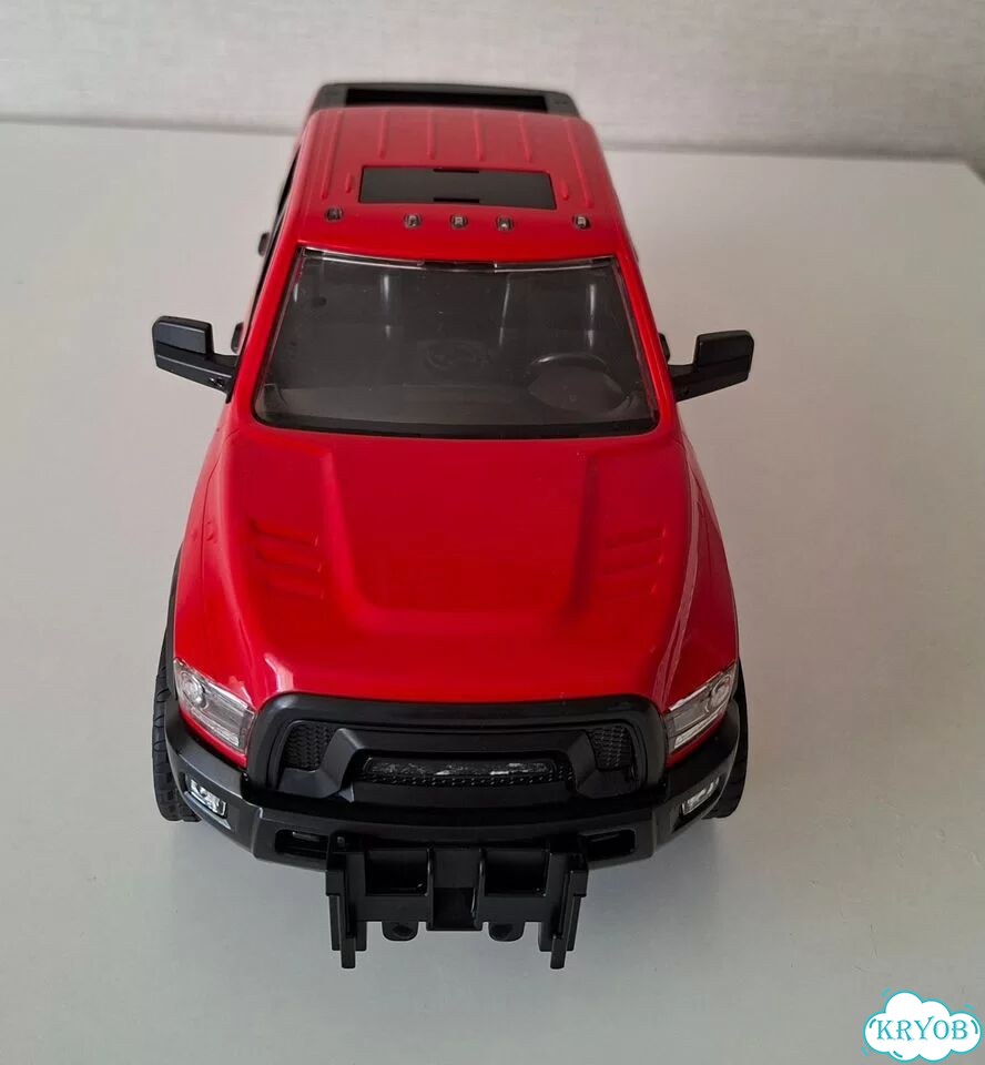 Bruder Dodge Ram, машинка фото 3