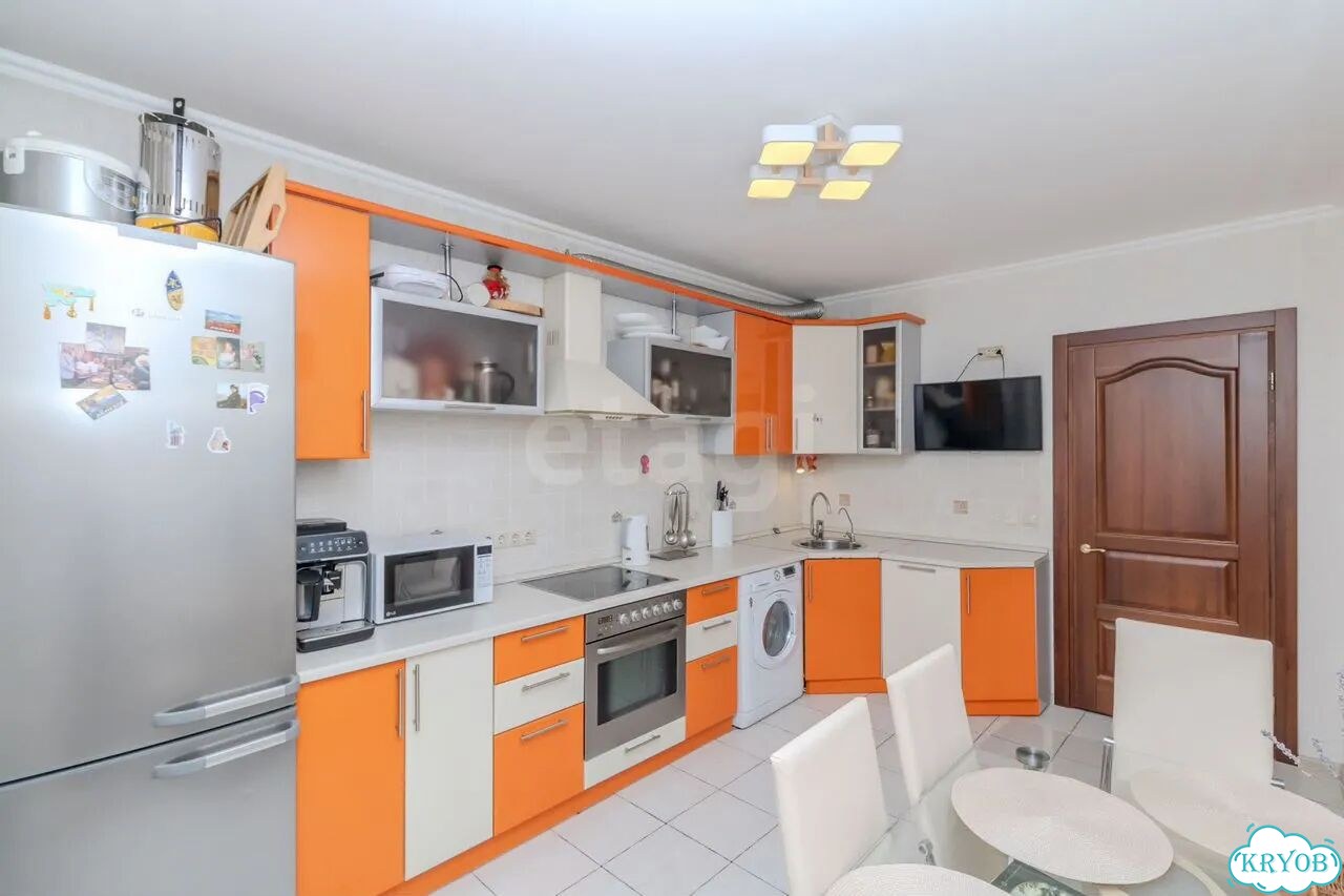4-к. квартира, 82 м², 5/10 эт. фото 1