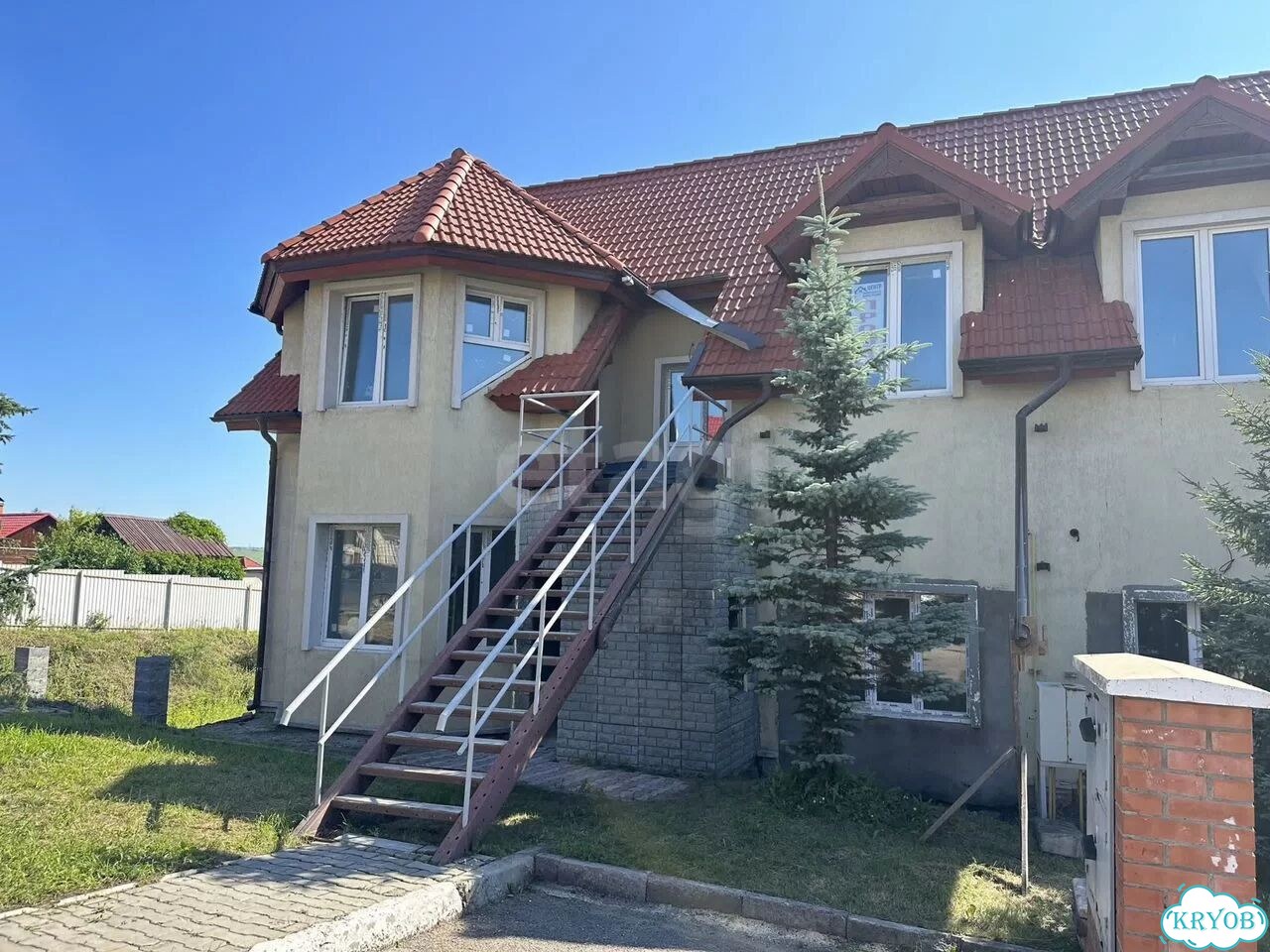 Дом 180 м² на участке 9,5 сот. фото 2