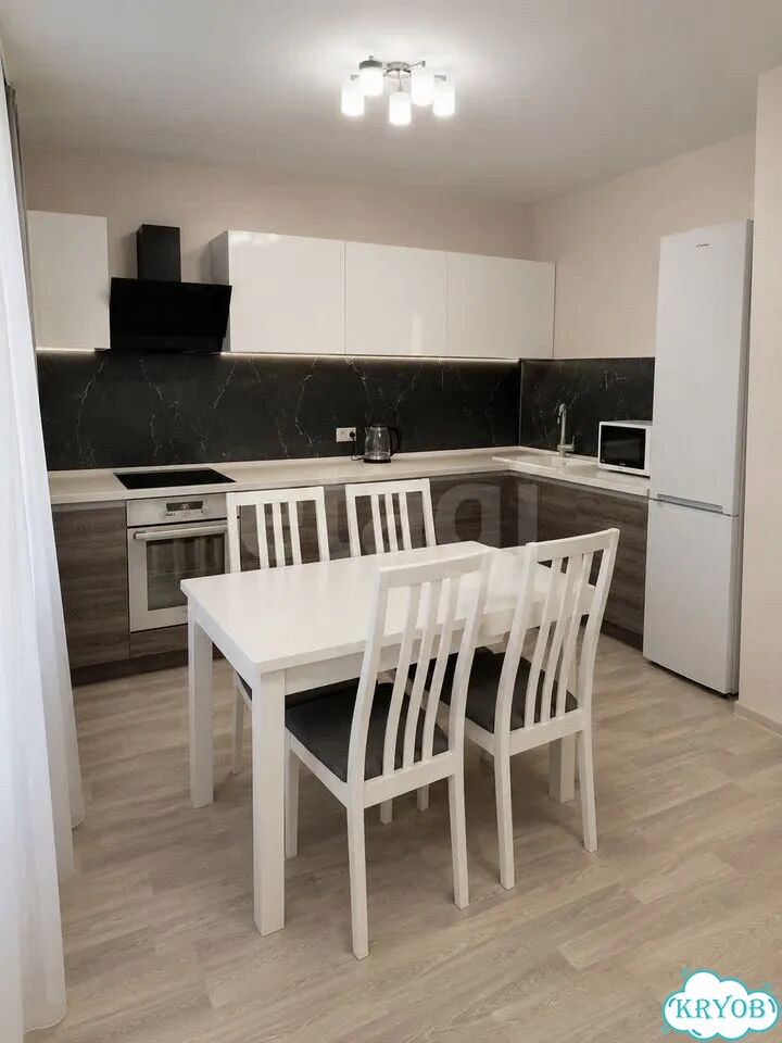 2-к. квартира, 56 м², 16/24 эт. фото 3