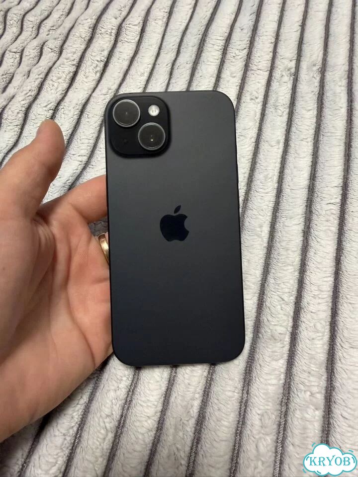 iPhone 15 фото 1