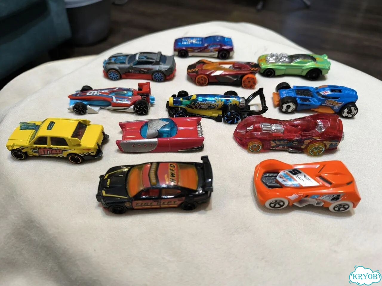Hot wheels машинки фото 2