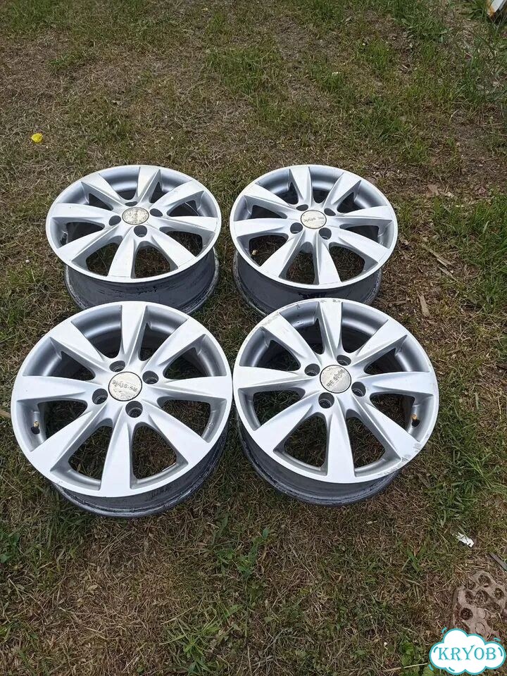 Литые диски RE:Style 4.5×R15 4×100 фото 1