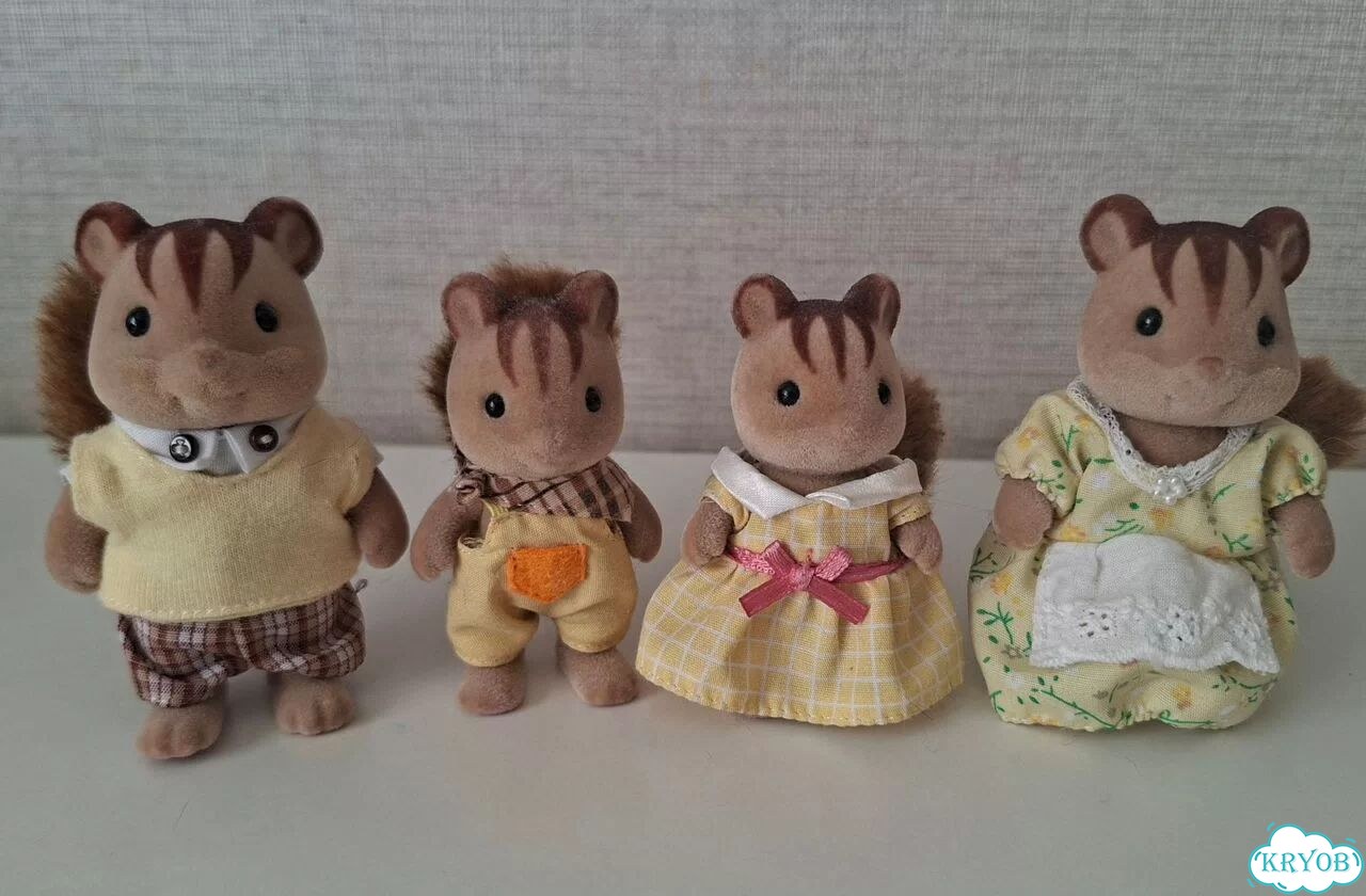 Sylvanian families, семья белок фото 1