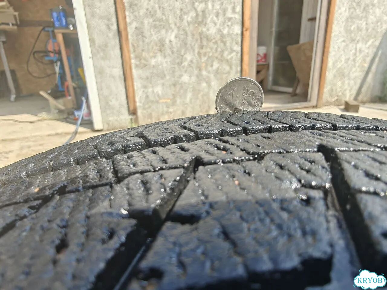 Bridgestone Blizzak VRX 195/65 R15 фото 1