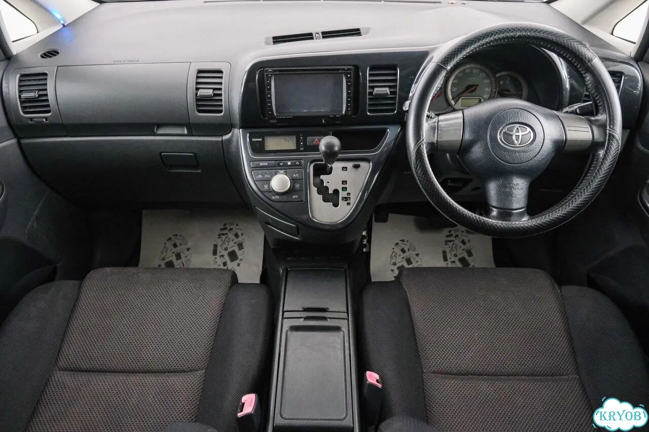 Toyota Wish 1.8 AT, 2006, 264 130 км фото 10