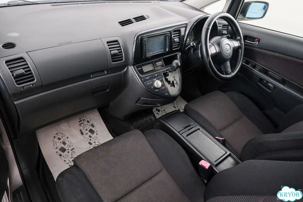 Toyota Wish 1.8 AT, 2006, 264 130 км фото 12