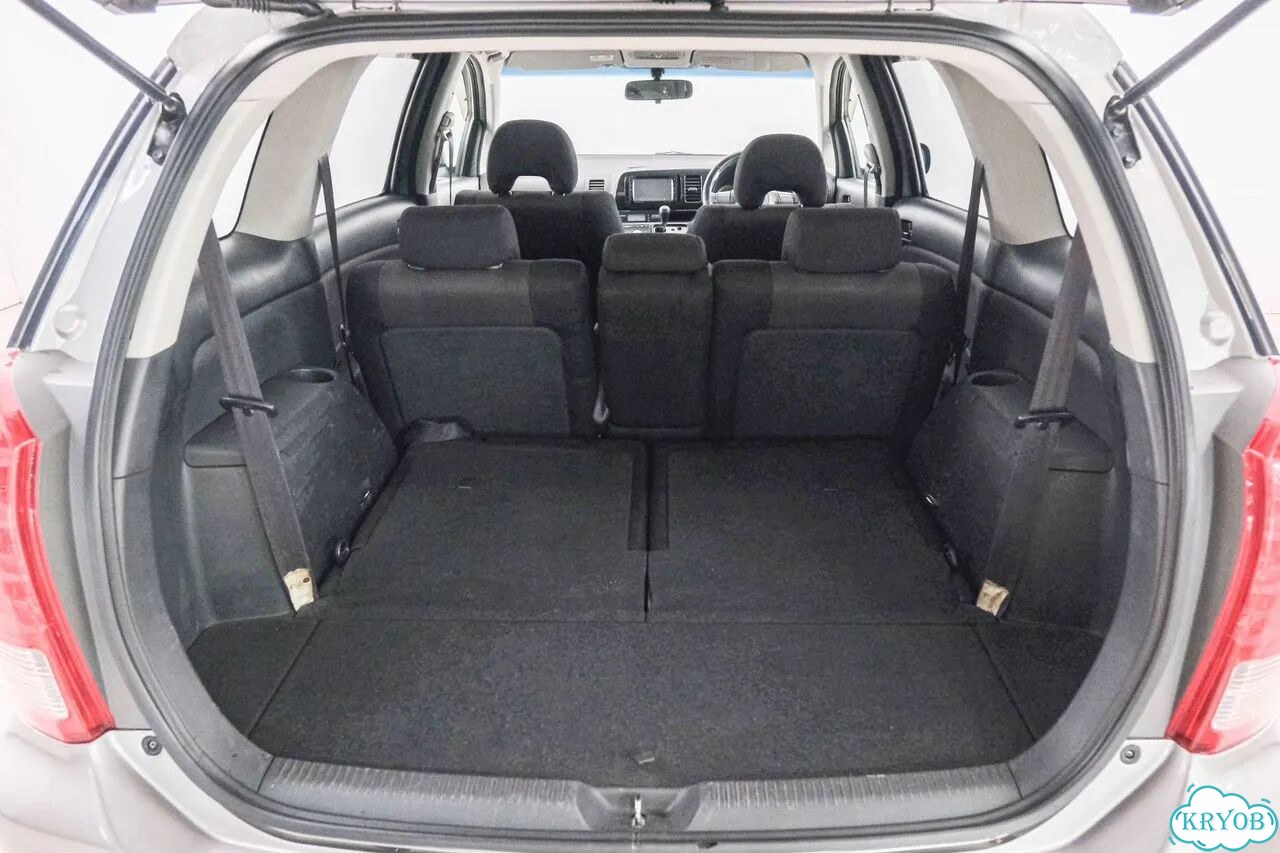 Toyota Wish 1.8 AT, 2006, 264 130 км фото 20