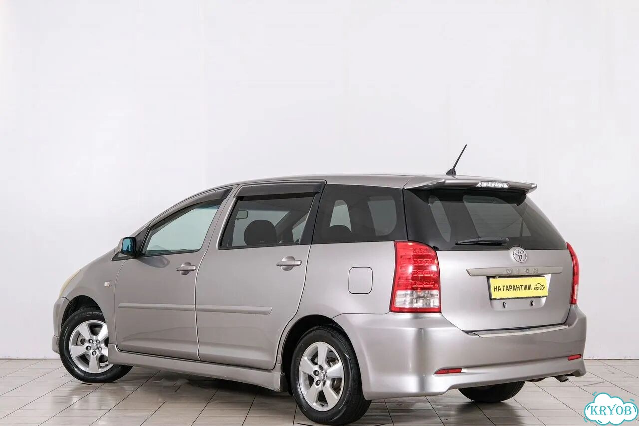 Toyota Wish 1.8 AT, 2006, 264 130 км фото 4