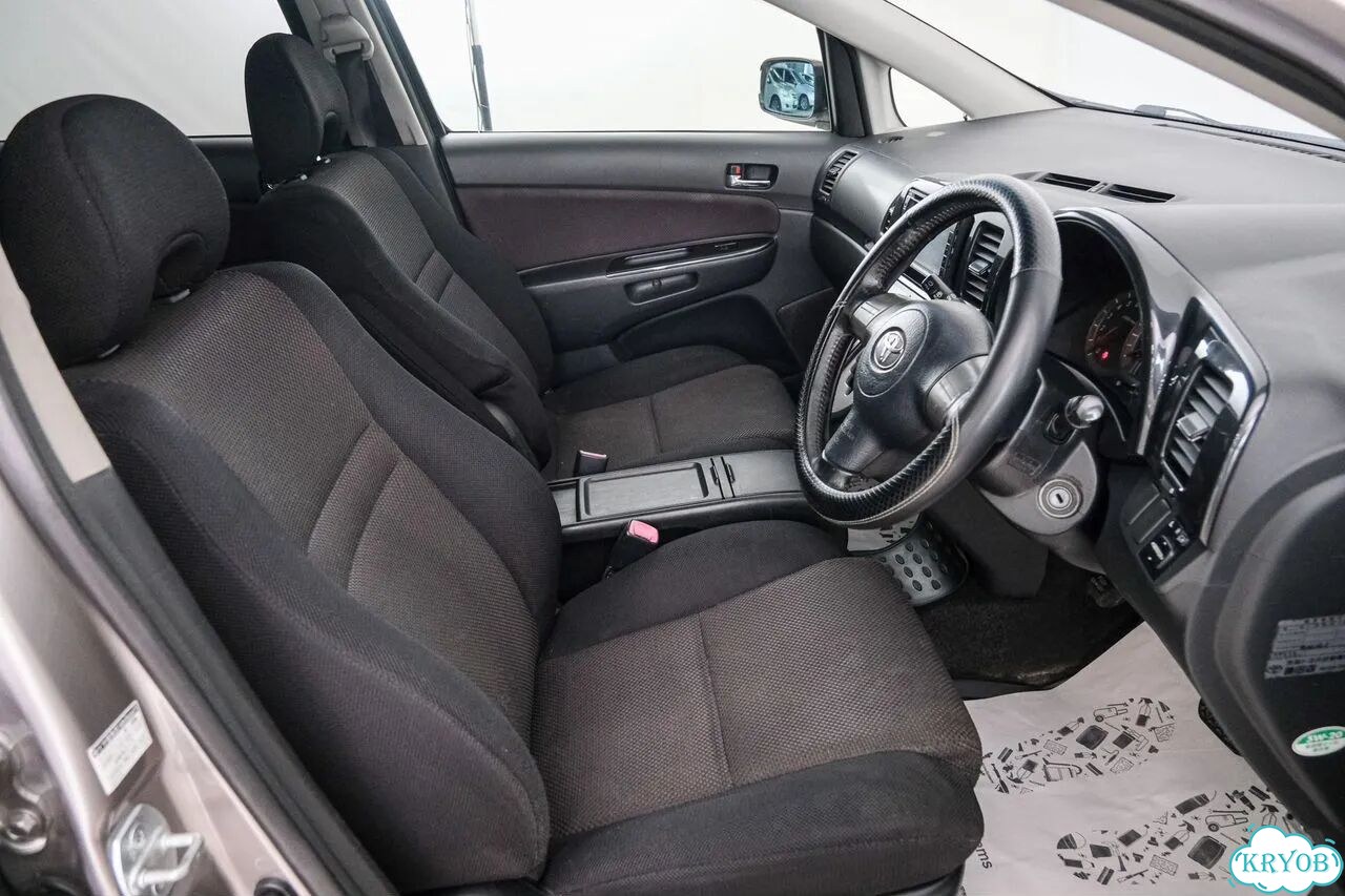 Toyota Wish 1.8 AT, 2006, 264 130 км фото 7
