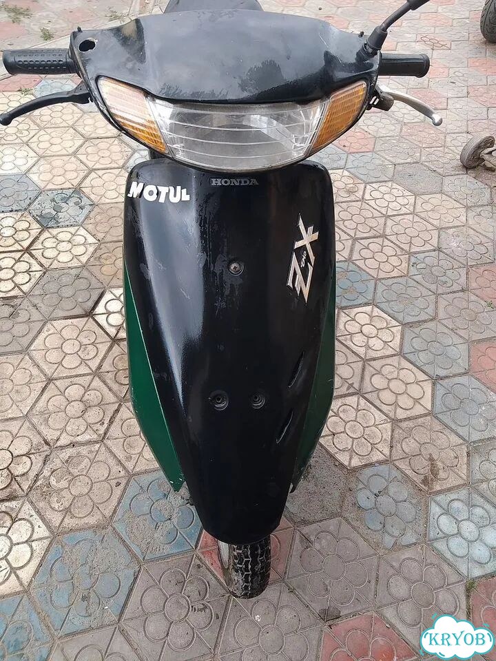 Honda Dio AF-34, 2010, 1 000 км фото 1