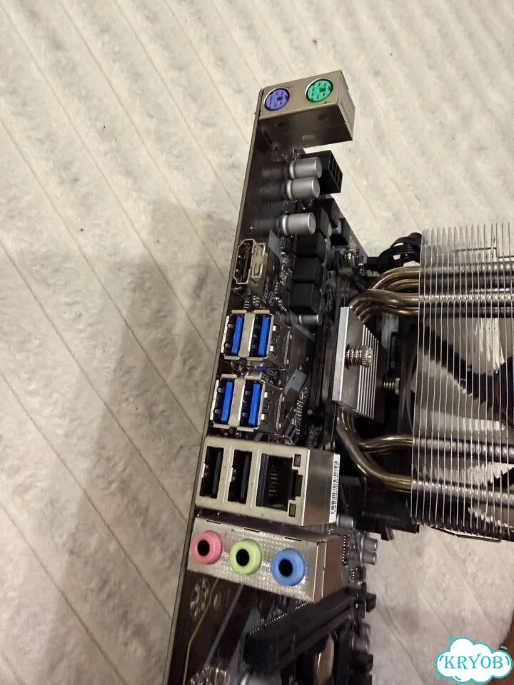 Материнская плата B450M / озу 32гб ddr4 / r75700x фото 2
