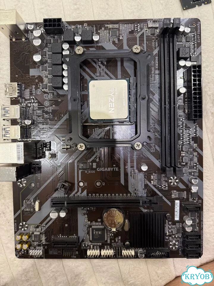Материнская плата B450M / озу 32гб ddr4 / r75700x фото 6