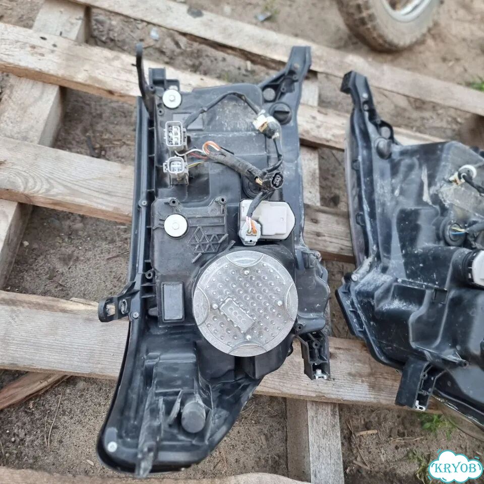 Фары LED toyota land cruiser 200 фото 5