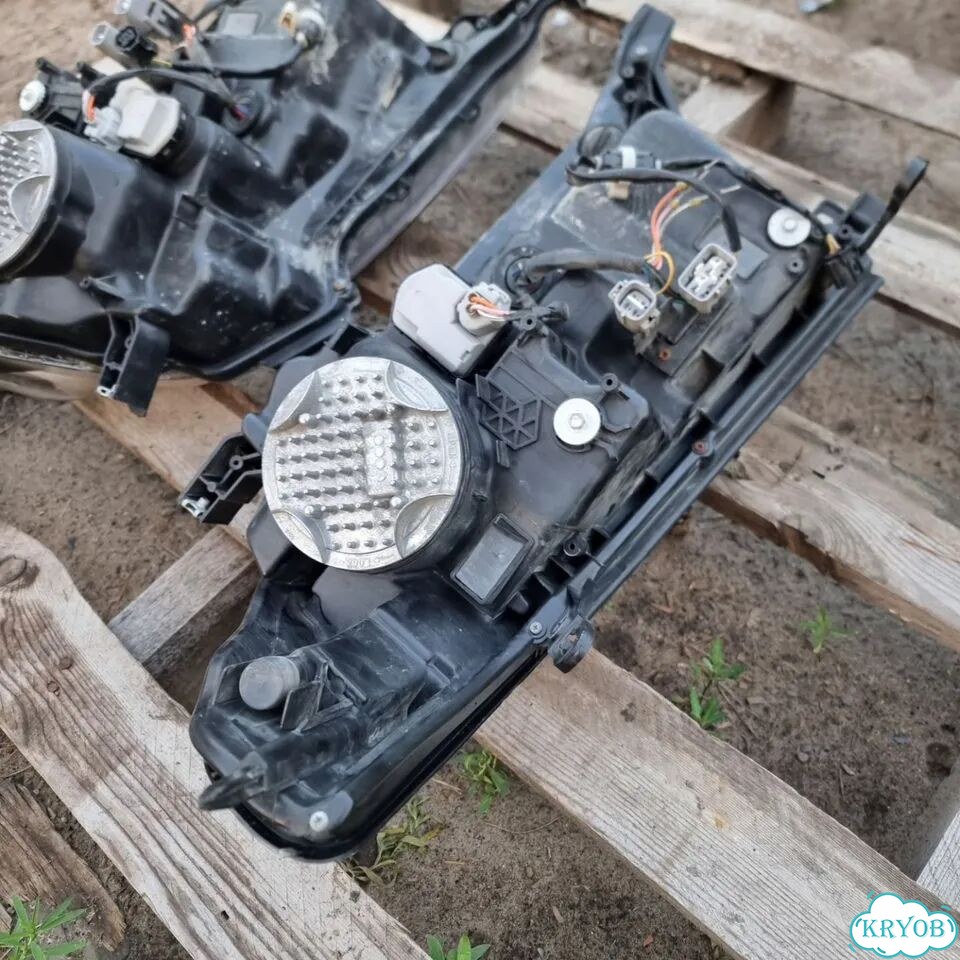 Фары LED toyota land cruiser 200 фото 6