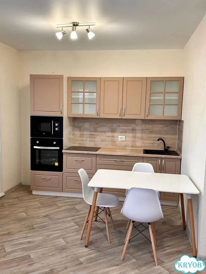 2-к. квартира, 46 м², 4/24 эт. фото 2