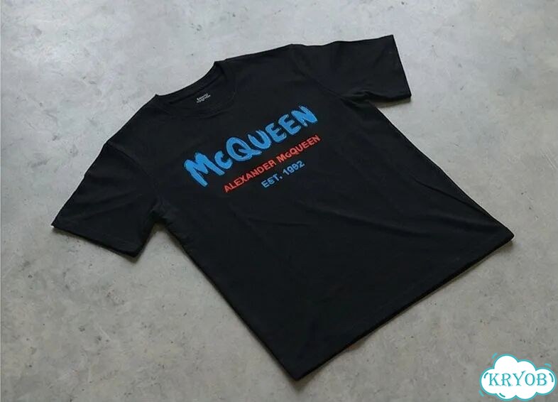 Футболка черная Alexander McQween синий лого luxury archive unisex DAC0030 фото 1