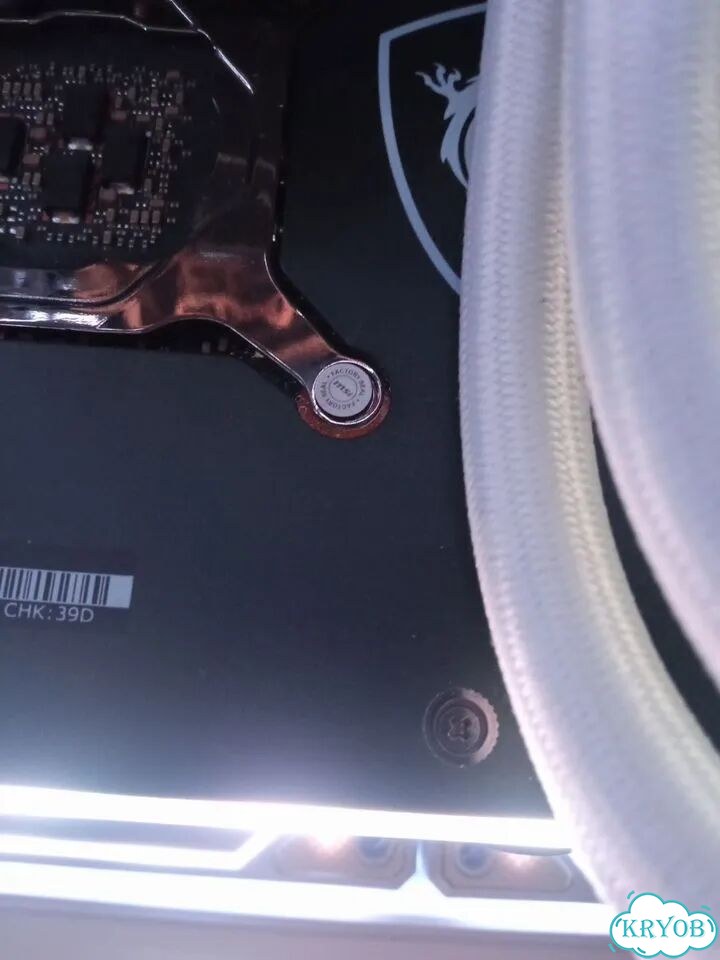 Видеокарта MSI GeForce RTX 3070 gaming Z trio 8gb фото 4