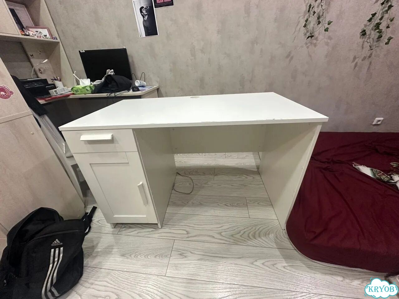 Компьютерный стол белый фото 1