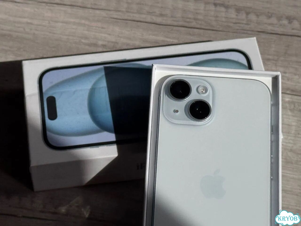 iPhone 15, 128 ГБ фото 2