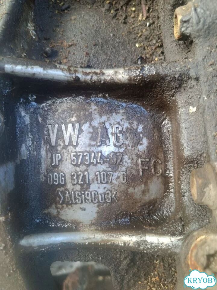 Корпус коробки передач на volkswagen Passat b6 фото 1
