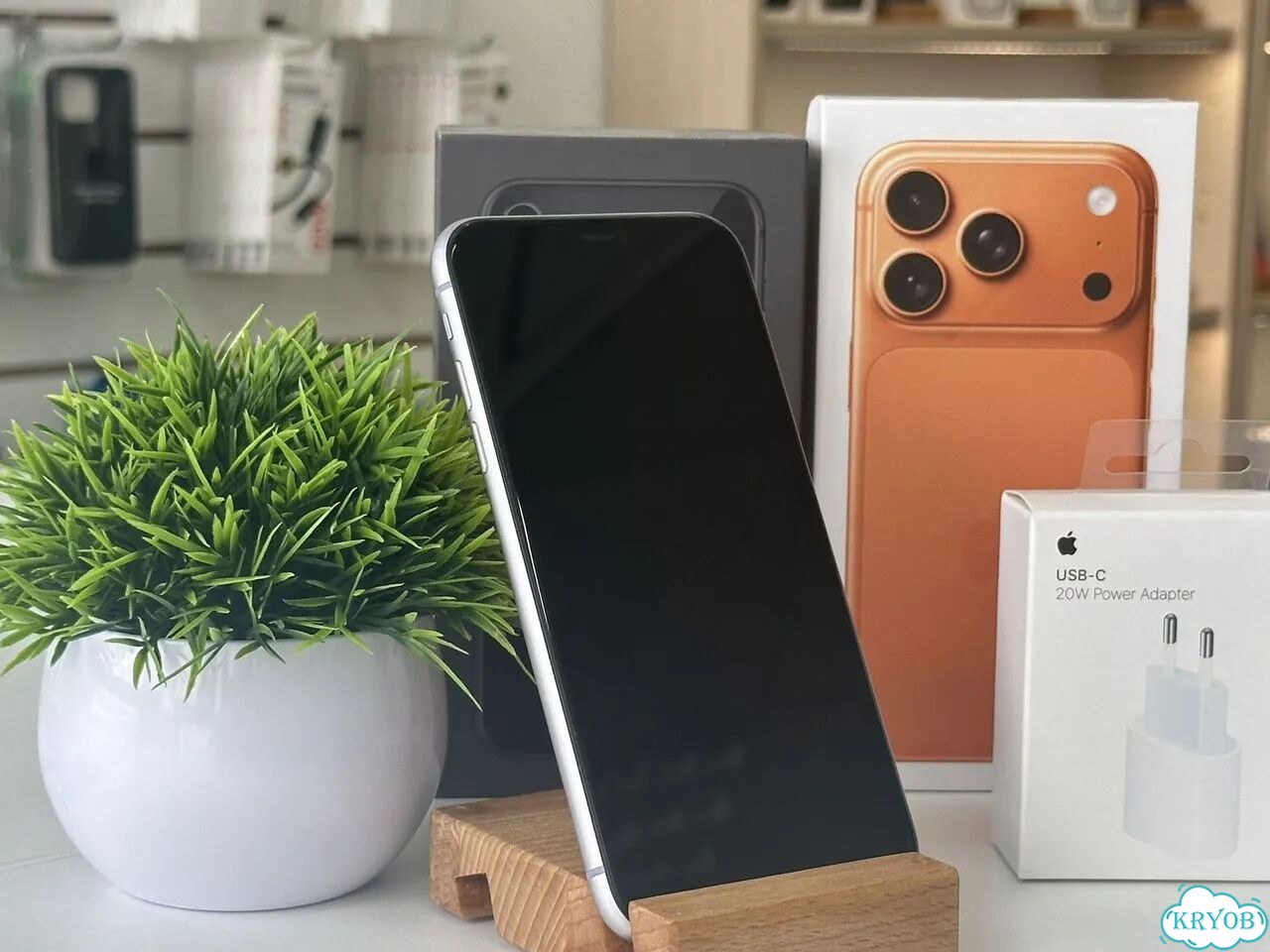 iPhone 11, 128 ГБ фото 2