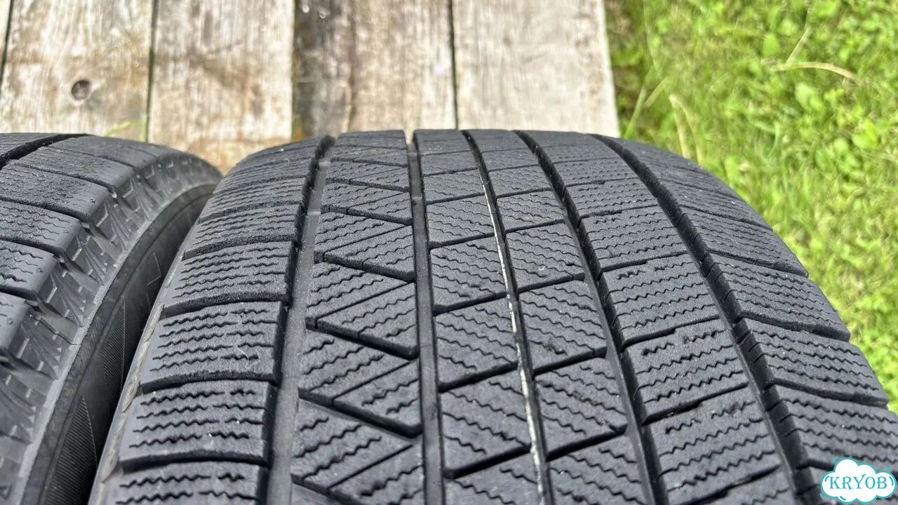 Bridgestone Blizzak VRX3 245/50 R18 104Q фото 7