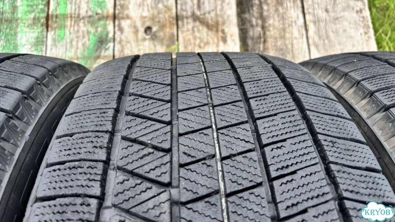 Bridgestone Blizzak VRX3 245/50 R18 104Q фото 8