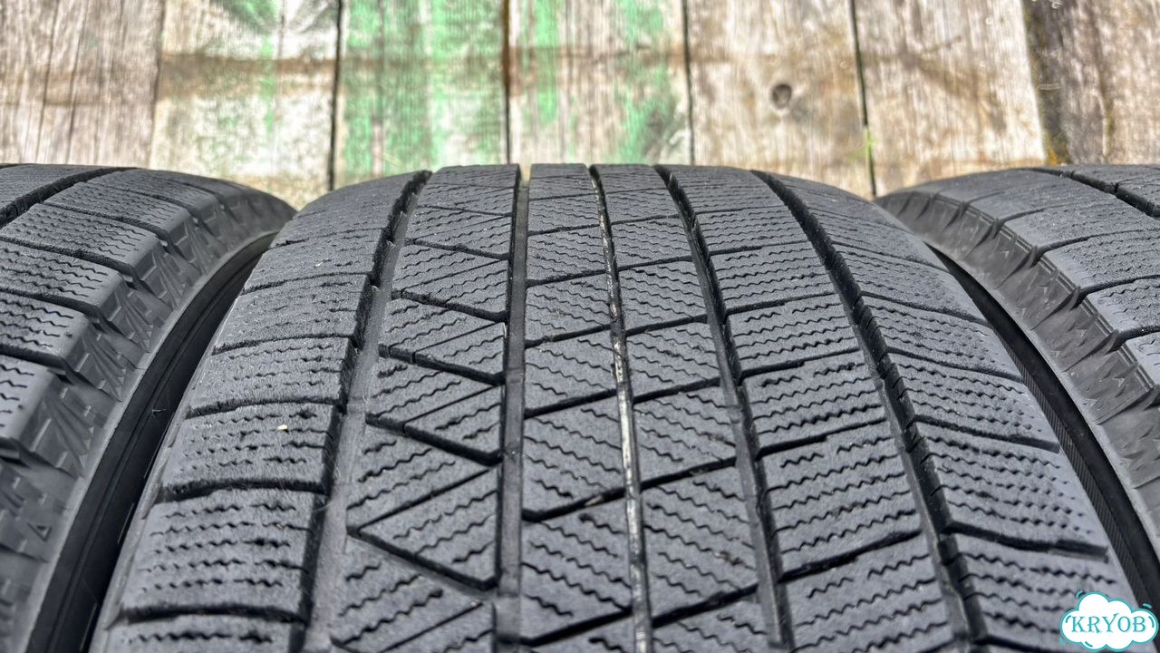Bridgestone Blizzak VRX3 245/50 R18 104Q фото 9