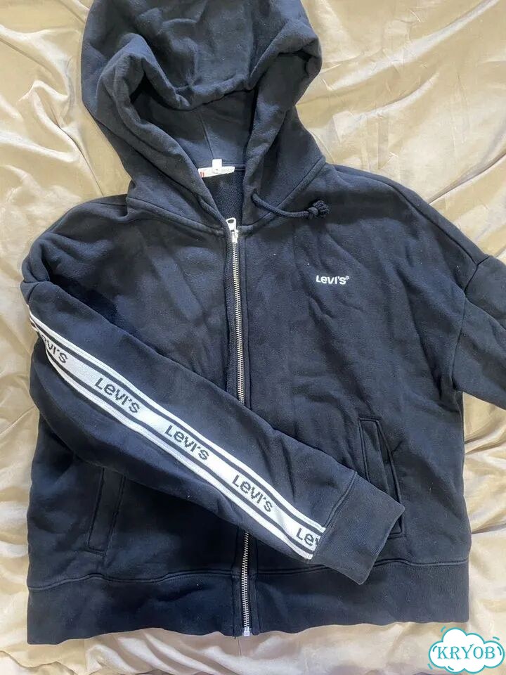 Женская толстовка Levi's фото 2