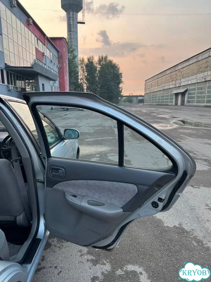 Nissan Sunny 1.5 AT, 2001, 145 800 км фото 20