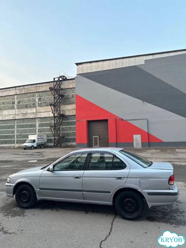 Nissan Sunny 1.5 AT, 2001, 145 800 км фото 8