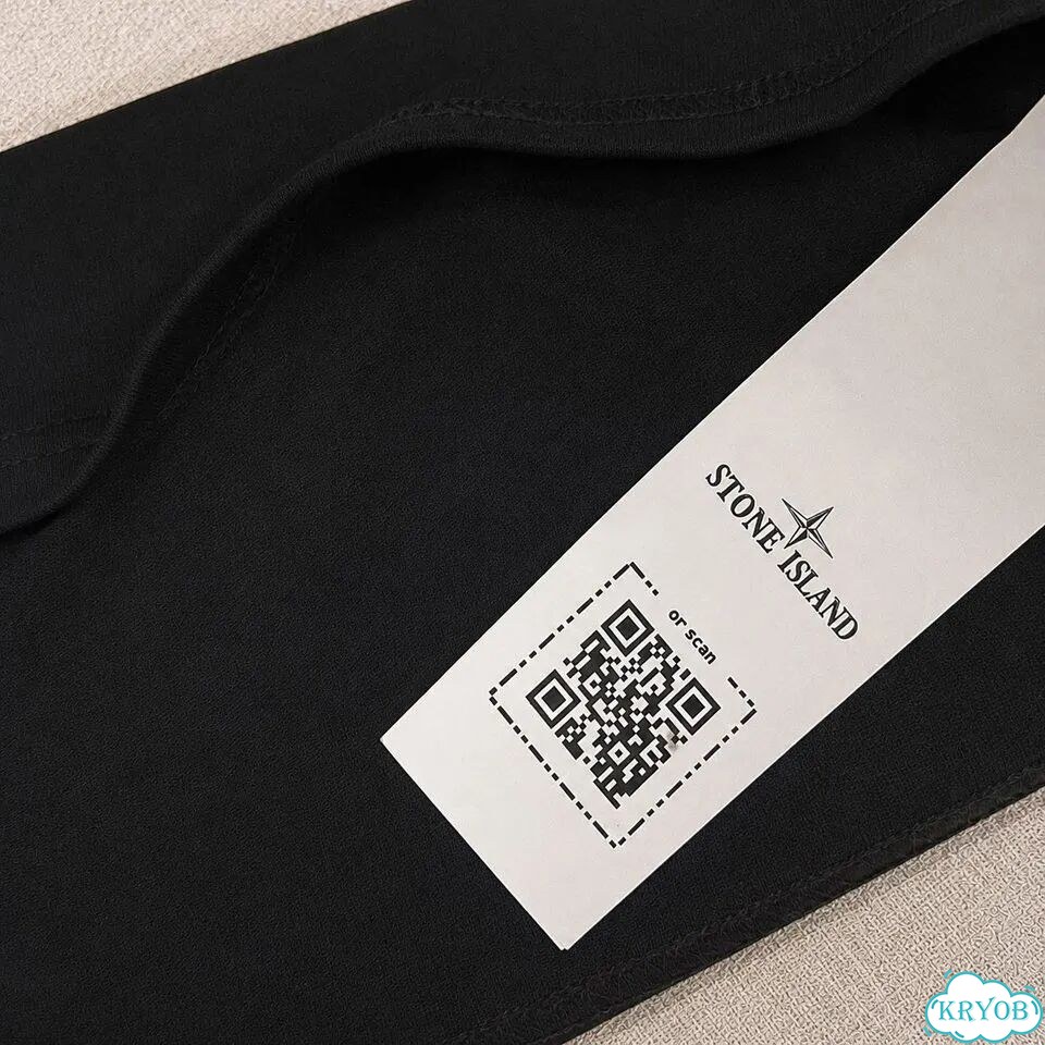 Stone island футболка с патчем чёрная фото 4