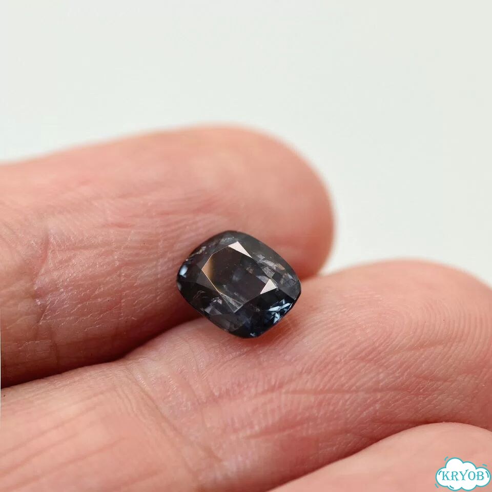 Шпинель грозовая синяя, 2.15ct. кушон (Мьянма) фото 7