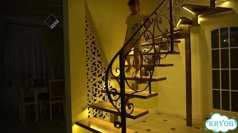Автоматическая, умная подсветка лестницы фото 2