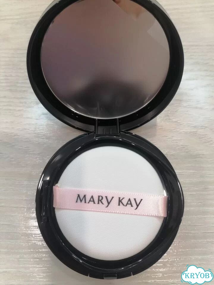 Тональная основа-кушон Mary Kay фото 2