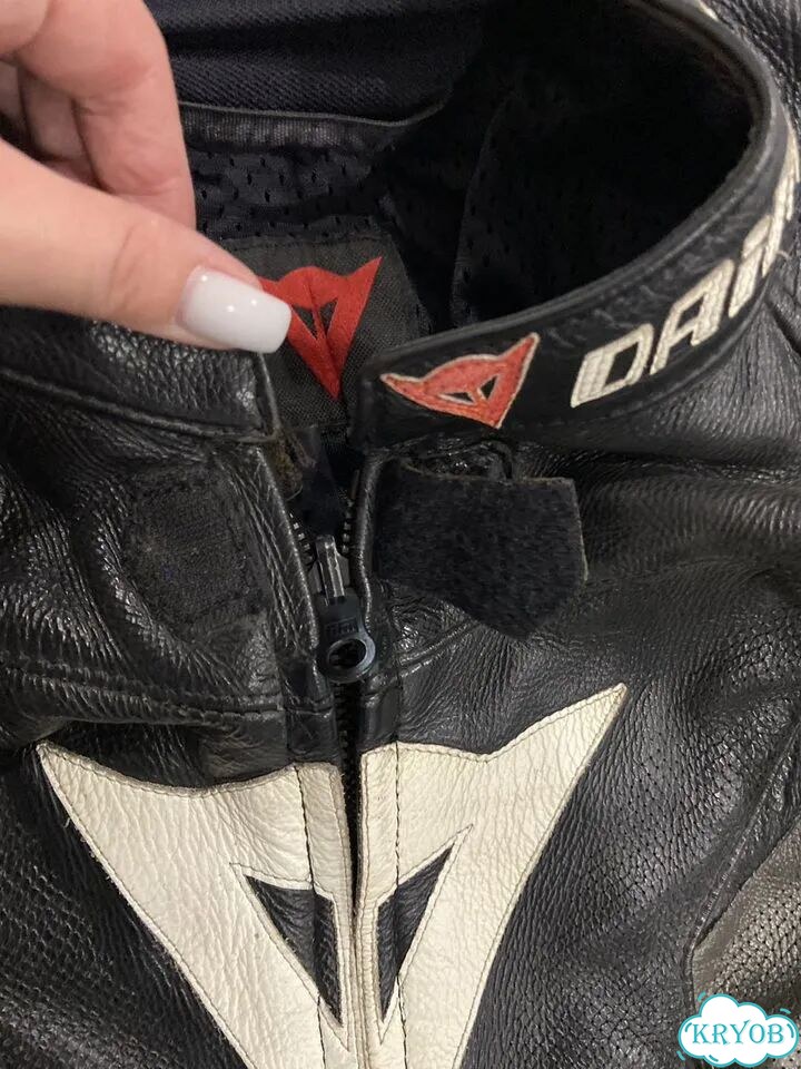 Мотокомбинезон dainese фото 6