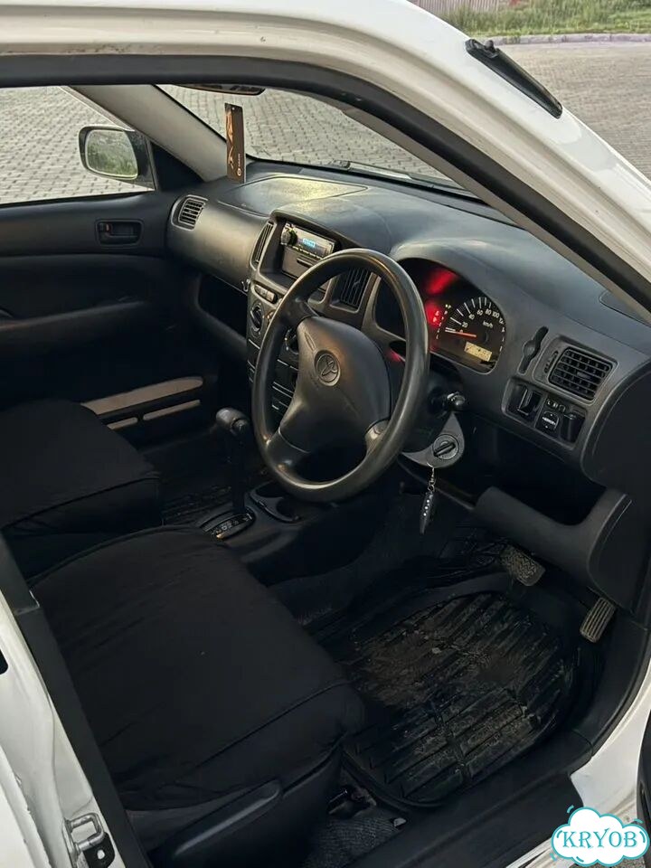 Toyota Probox 1.5 AT, 2003, 400 500 км фото 14