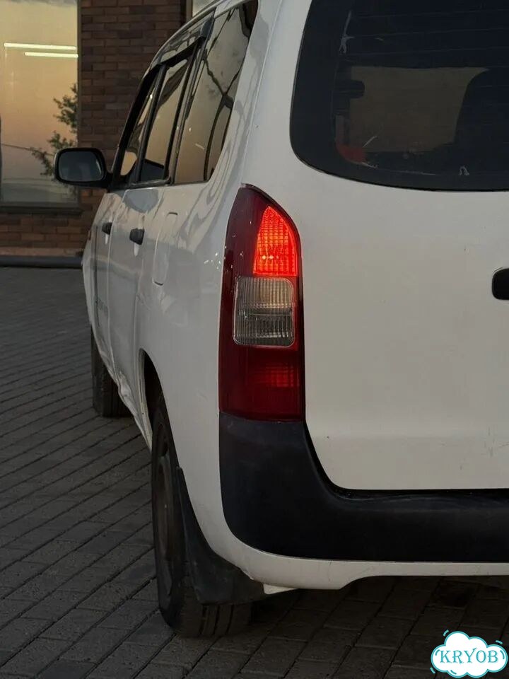 Toyota Probox 1.5 AT, 2003, 400 500 км фото 8