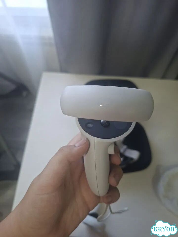 Продам вр очки Oculus qwest 2 124гб б/у фото 5