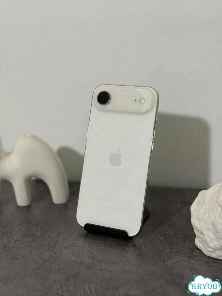 iPhone Air, 256 ГБ, eSIM фото 1
