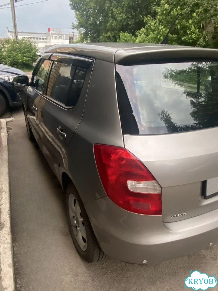 Skoda Fabia 1.6 AT, 2012, 180 000 км фото 6