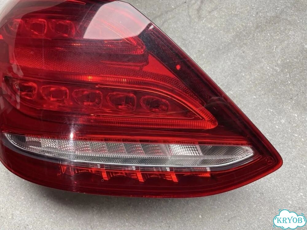 Фонарь задний задний левый Mercedes-Benz C-class фото 2